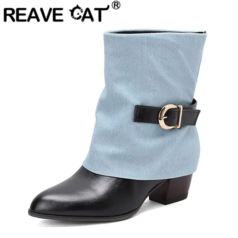 

REAVE CAT 2025 Женская обувь до середины икры с острым носком на каблуке 5 см с пряжкой на ремне, большой размер 47 48 Sweet Dating Bota