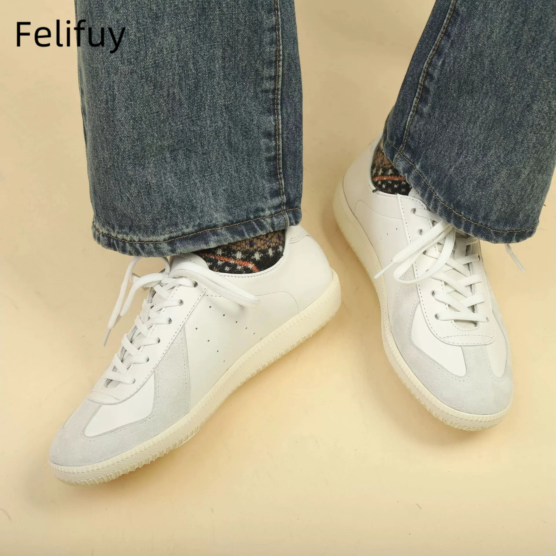Men's Sneakers Casual Sports Shoes Lightweight Genuine Leather Breathable Shoes Lace Up Flat Patchwork Tenis Shoes Zapatillas