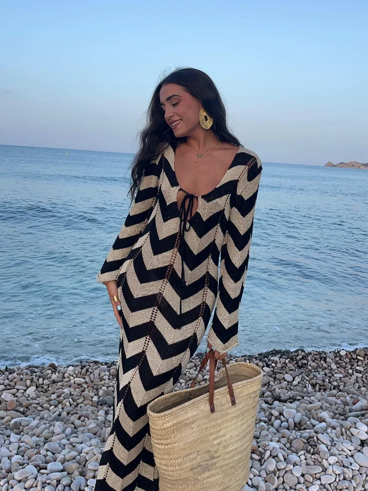 Women Chic Wave Striped Knitted Long Dress Fashion V-neck Lace Up Long Sleeved Slim Maxi Dresses 2024 New Female Vacation  Robes