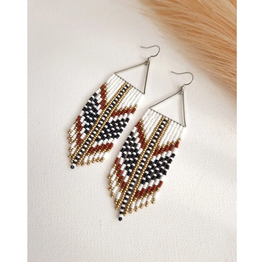 Rice bead earrings Tassels Geometry Creativity Bohemia Arrow Hand weaving Female Fashion Alloy Simple Beaded earrings