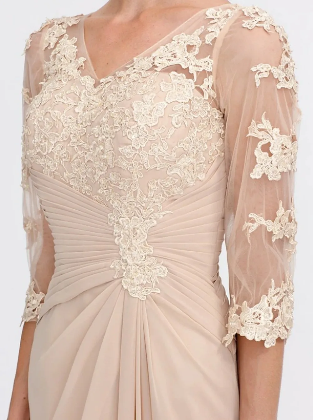 Forvety elegante crêpe jurk met driekwart mouwen en V-hals |   Kanten bloemenaccenten, geplooid tailleontwerp, feestjurk met vloeiende textuur