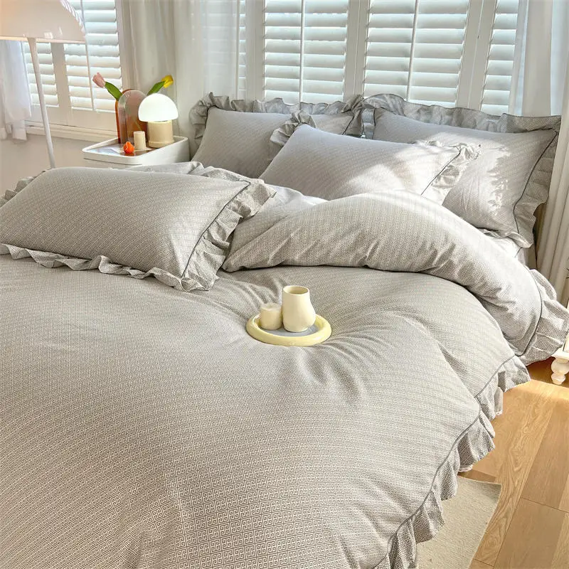 

Bonenjoy 100%Cotton Duvet Cover Simple Style Quilt Cover with Ruffles Queen/King Size Cotton Bed Cover dekbedovertrek 240x220