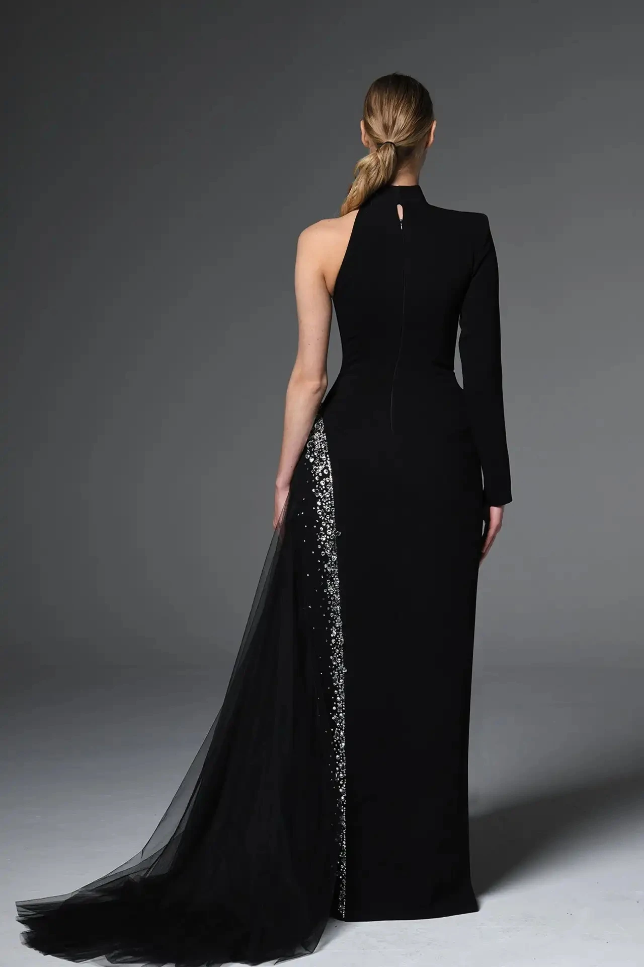 Customized New Arrival Black Crepe High Neck One Long Sleeves Party Crystal vestidos de fiesta فساتين سهره evening dresses