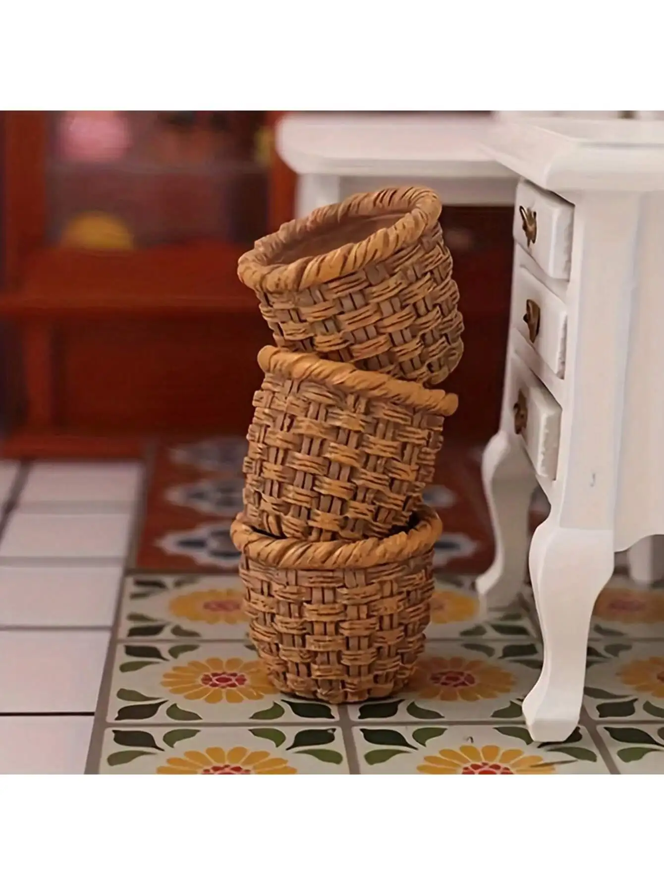 6-Piece Dollhouse Mini Woven Basket Set 1/12 Mini Resin Basket Multifunctional Toy House Accessories and Fairy Garden Decoration