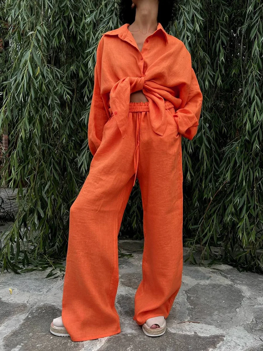 

Комплект Bornladies 2026: Новинка осенней коллекции – свободные брюки из чистого хлопка и рубашка с завязками, широкие брюки на шнуровке