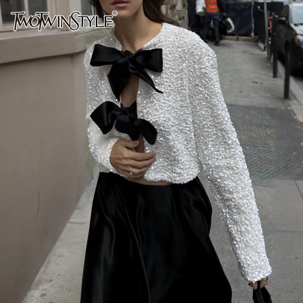 

TWOTWINSTYLE Chic Spliced Bowknot Short Jackets For Women O Neck Long Sleeve Temperament Patchwork Sequines Coats Female Fashion