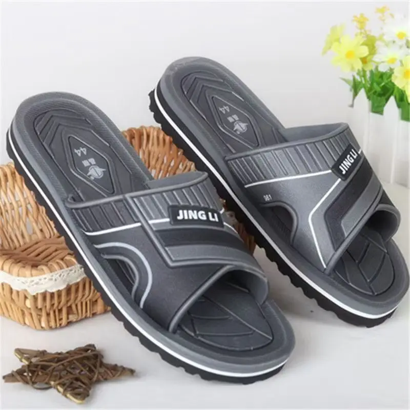 2024 Man's Summer New One Word Hollow Casual Slippers Soft Sole Non Slip Anti Odor Home Slipper Bathroom Slipper Outdoor Slipper