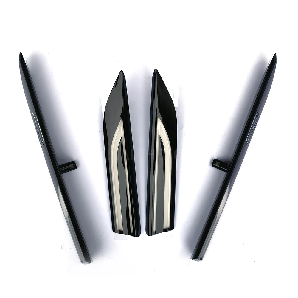 

Luminous fender logo body emblem suitable for Volkswagen CC Arteon new and authentic