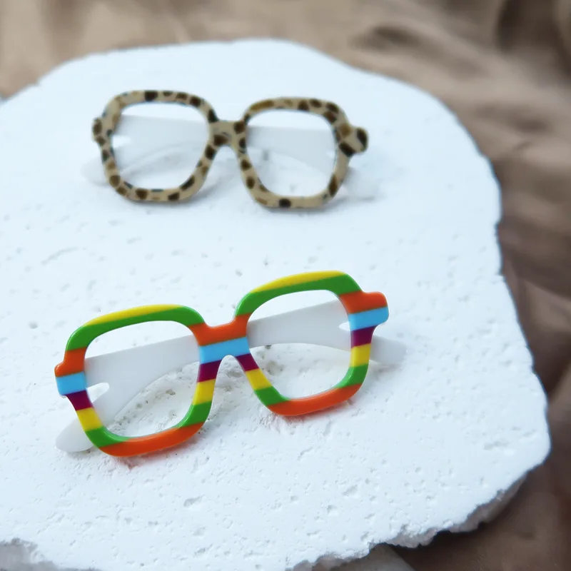 بروش أكريليك على شكل نظارات، شخصي، مكانة، أسلوب فريد، إكسسوارات ملابس على شكل زهرة الصدر