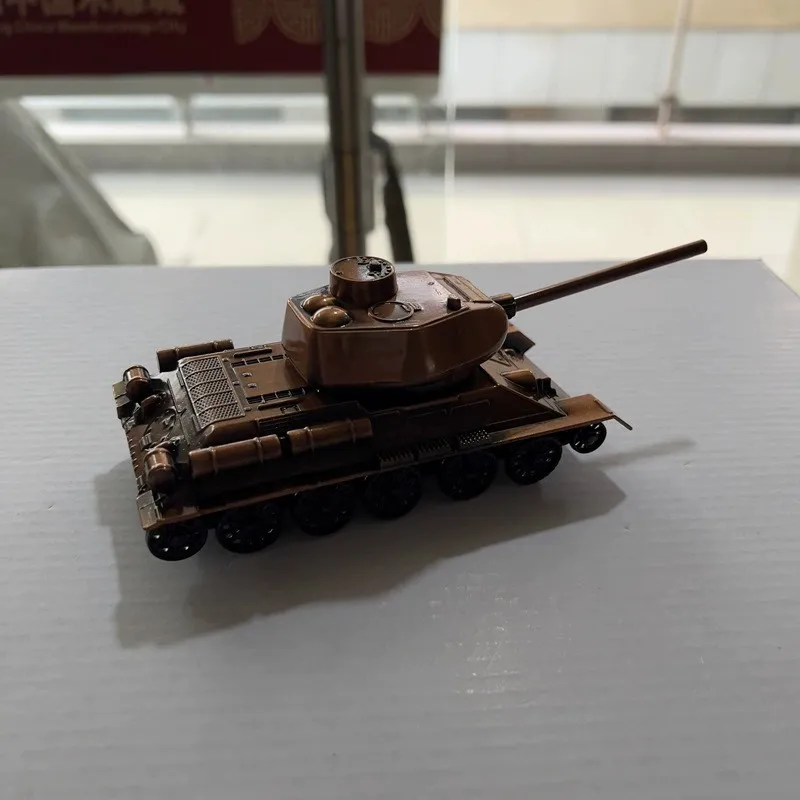 

Military T34 Model Tank Creative Classic World War Metal Army Battle Tyle Panzer Diminutive Ornament Gifts For Adults