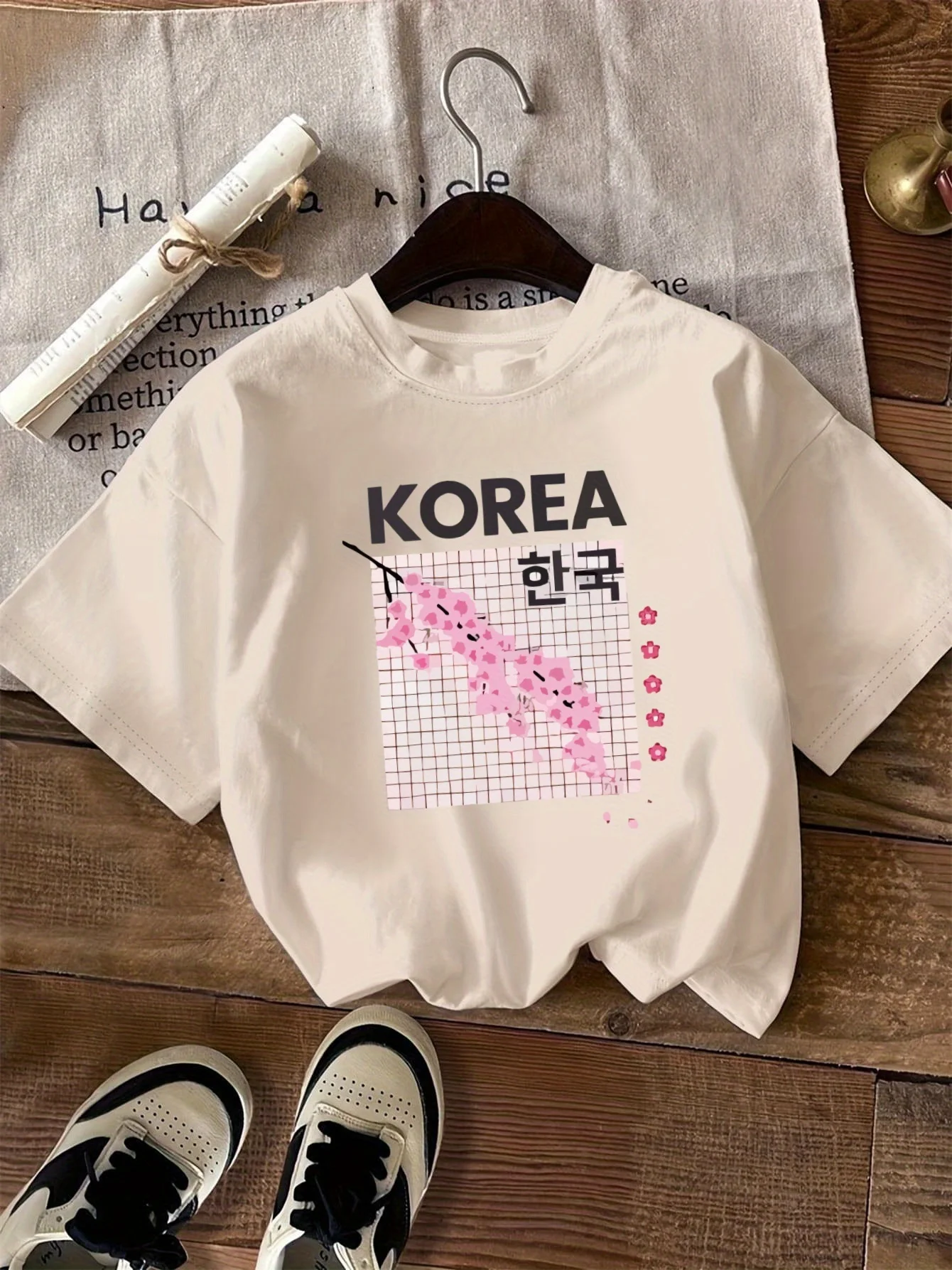 Summer Women's Casual Short Sleeve Crew Neck T-Shirt Korean Inspired Graphic Print with KOREA Text Pink Hearts Comfort Tee