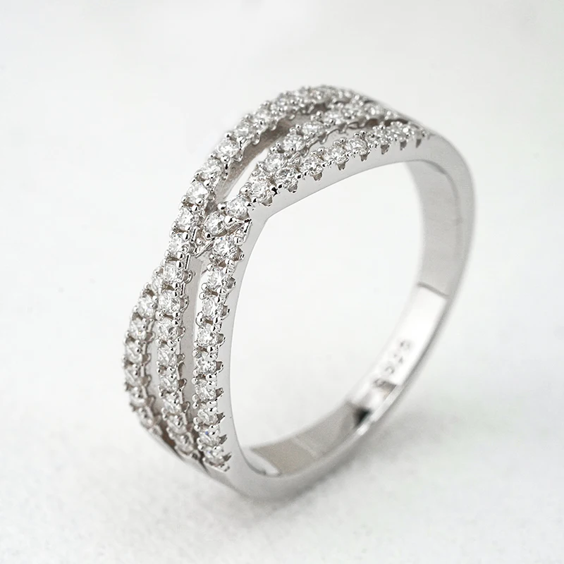 S925 Silver Plated 18K Platinum Round Moissanite Ring 0.46ct For Women Daily Wear
