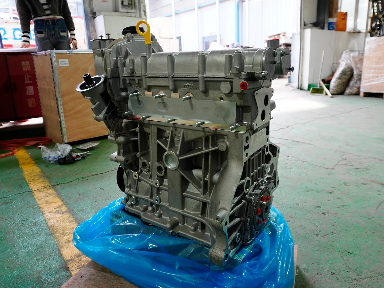 03C100092BX EA111 VW CFNA 1.6L محرك الجمعية حالة جديدة لسكودا فابيا بولو لافيدا #5