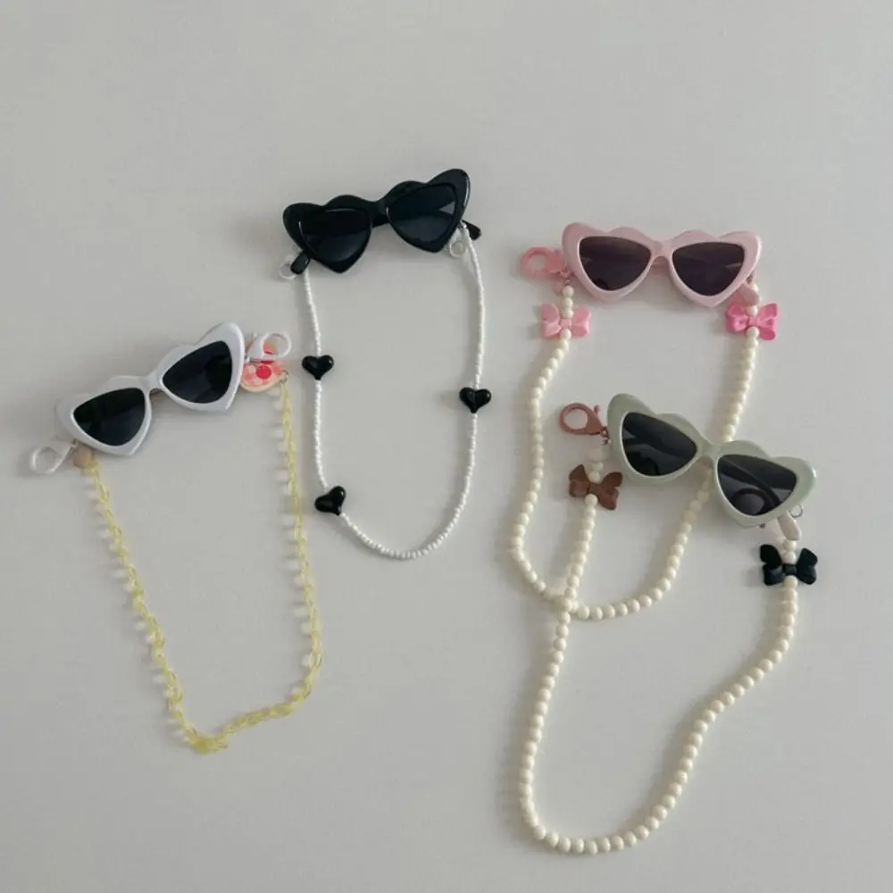 

3Pcs/Set Spring Summer Kids Love Shape Glasses Fashion Outdoor Cat Eye Sunglasses Glasses Box with Eyeglass Chains