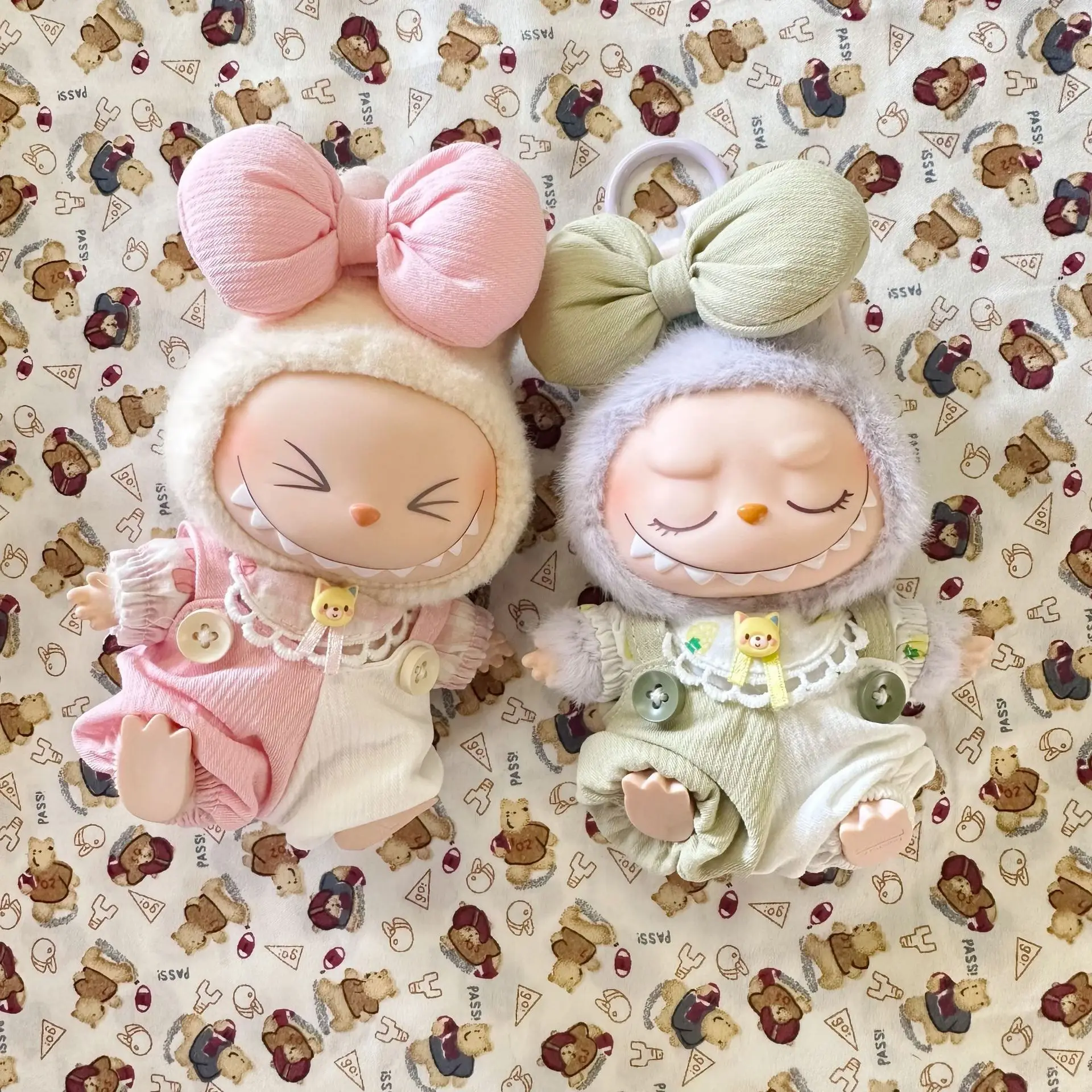 

15cm/17cm Labubu I II Doll Clothing Cute Dress Up Spring Pink And White Kitten Strap Clothing With Water Bottle Plush Doll Set