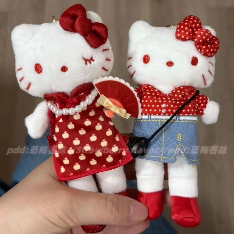 Sanrio Hello Kitty Long Leg Series Dopaminfarbene herzförmige Schnalle, weicher Plüsch-Schlüsselanhänger, Einkaufsrucksack, Dekoration, Mädchen-Geschenk