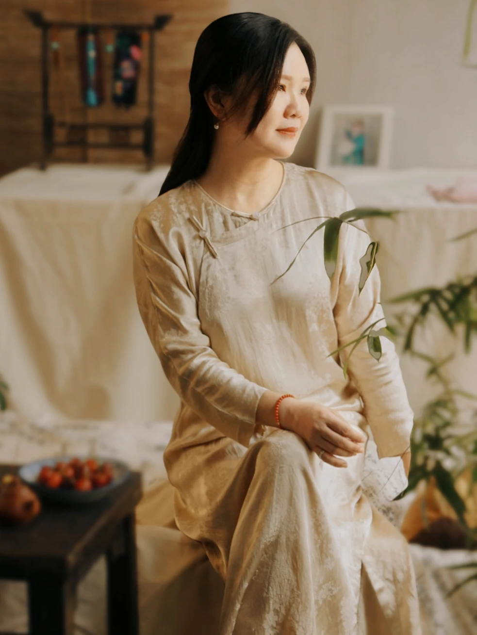 

Шелковый домашний халат цвета шампань для женщин, летний, улучшенный, из чистого шелка, с цветочным узором, повседневная одежда