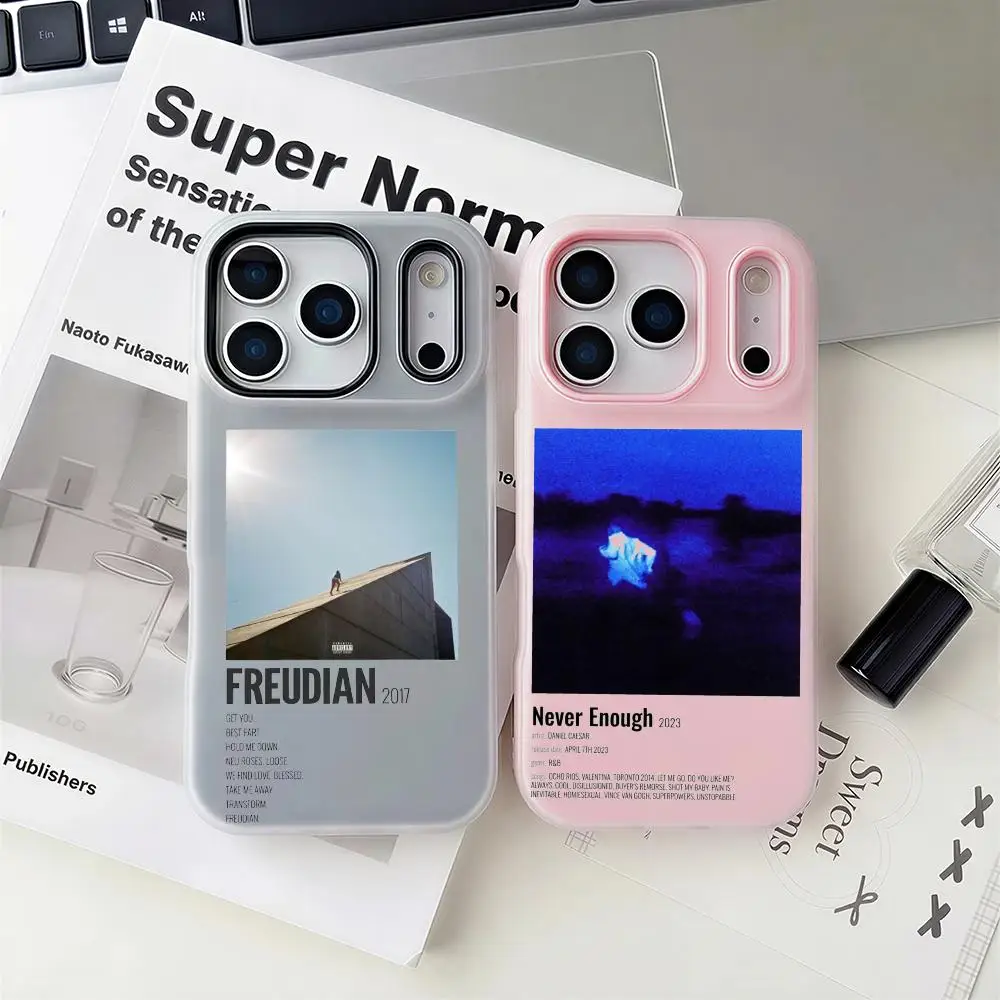 

Чехол для телефона Soulful D-Daniel CaesarS 2-в-1: съемный прозрачный чехол со слотом для карт и фотографий для iPhone 12-17