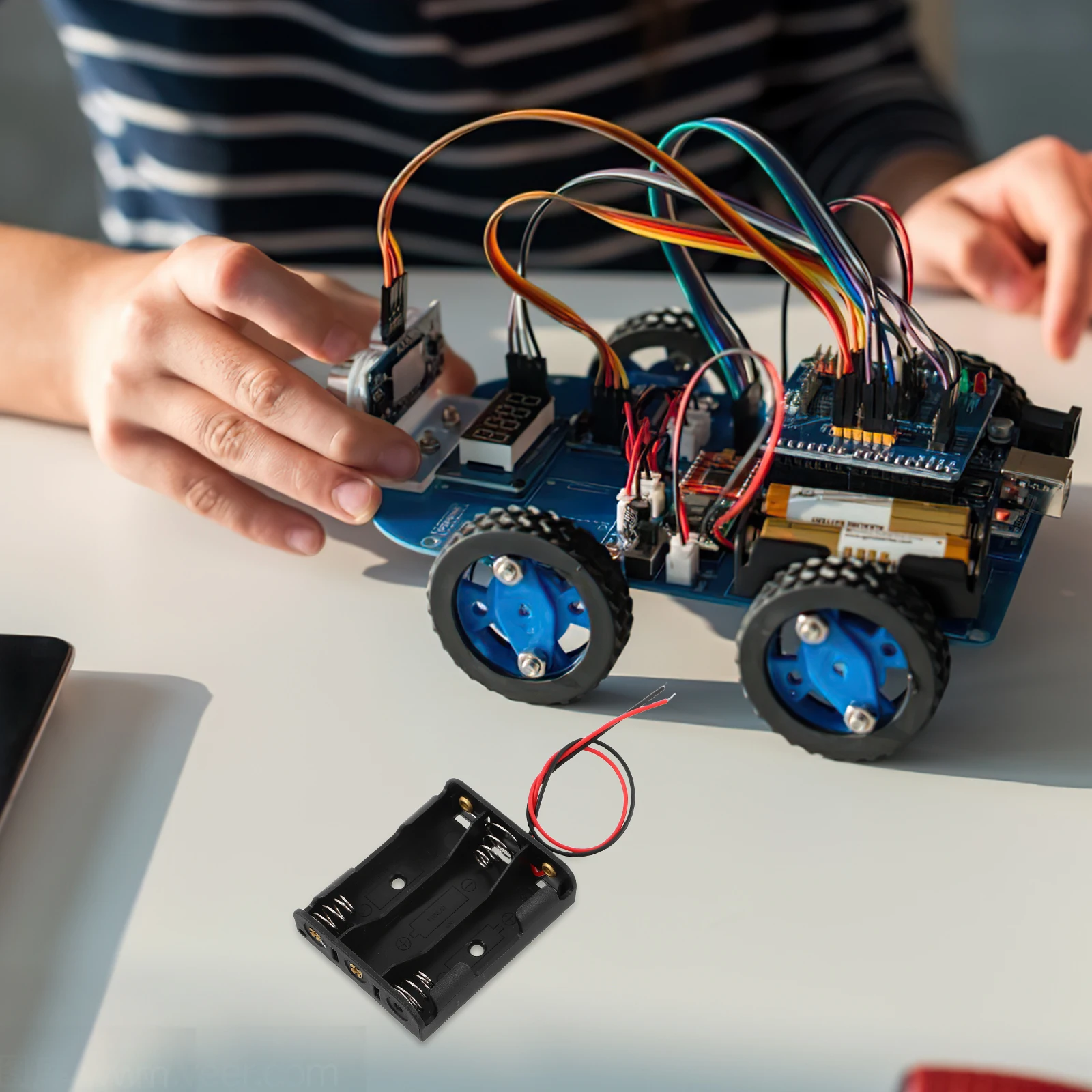 

5pcs Aa 3 Slots 3 Slots Holder Storage Box With Wire Leads For Car Organizer Case Enclosure 3.7V Box