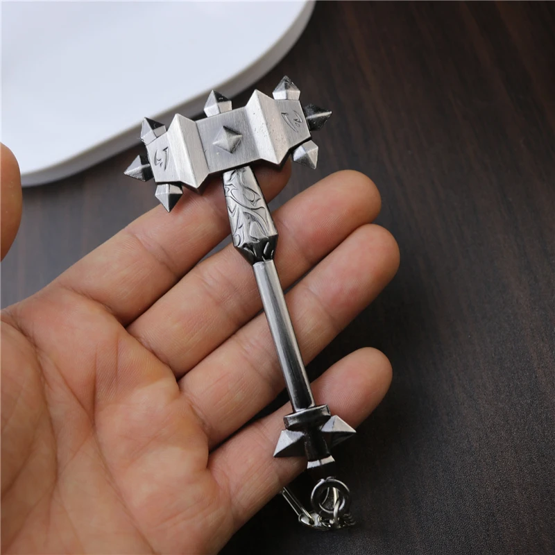 New World of Warcraft Gioco Figura Periferica Artigianato in metallo Modello Zaino Portachiavi con ciondolo decorativo Regali di Natale Giocattoli