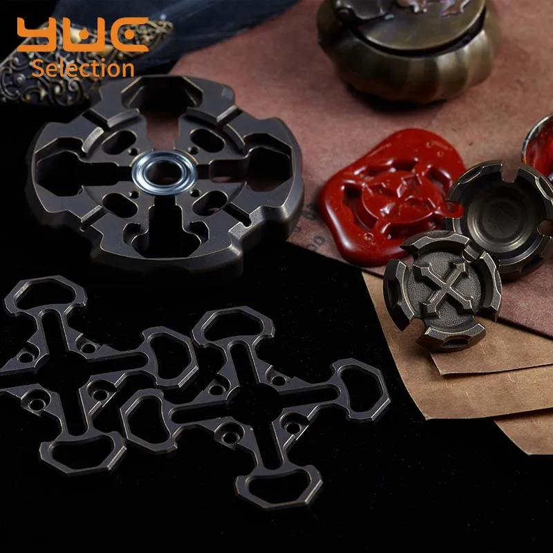 YUC Key Spinner Anxiety Toys Fingertips TMAX Glowing Spinner Titanium Fidget Novel Toys For Children 2022 Toy Girl Child