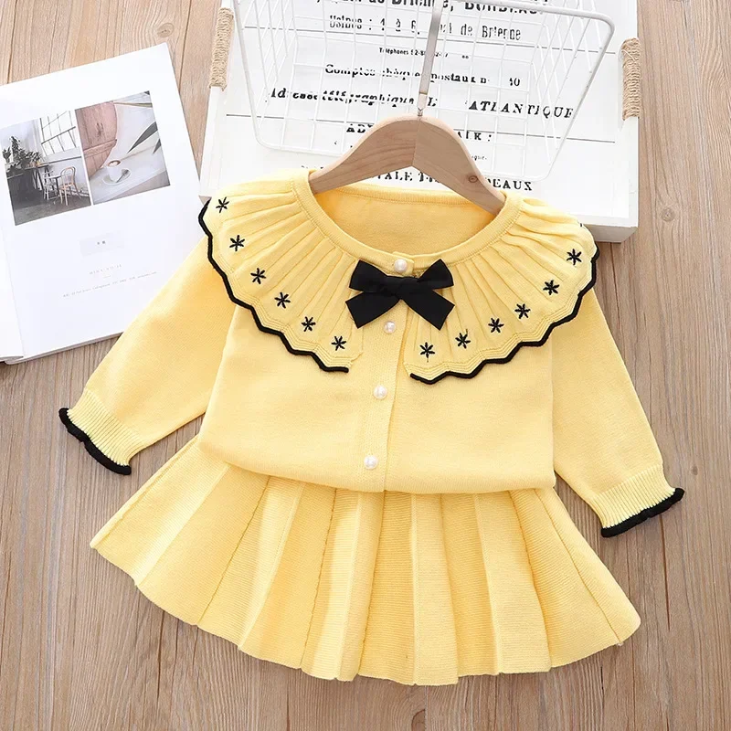 Girls\' Knitted Two-piece Set Bowknot Floral Embroidery Golilla Knitted Pullover+pleated Skirt Toddler Girl Cardigan Girls Kids