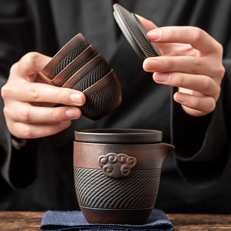 

Фиолетовая керамическая чашка в стиле ретро, один горшок из четырех чашек, портативный дорожный домашний чайный сервиз с фиолетовым песком, уличный чай с автомобилем