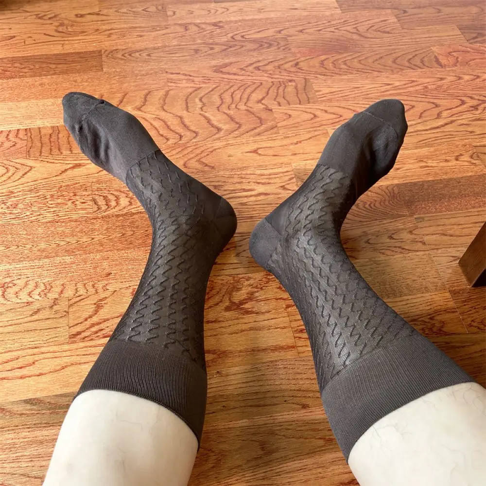 Durable Nylon Mens Business Socks Wave Design Breathable Mid Calf Thin Formal Dress Hosiery For Daily Office Commute