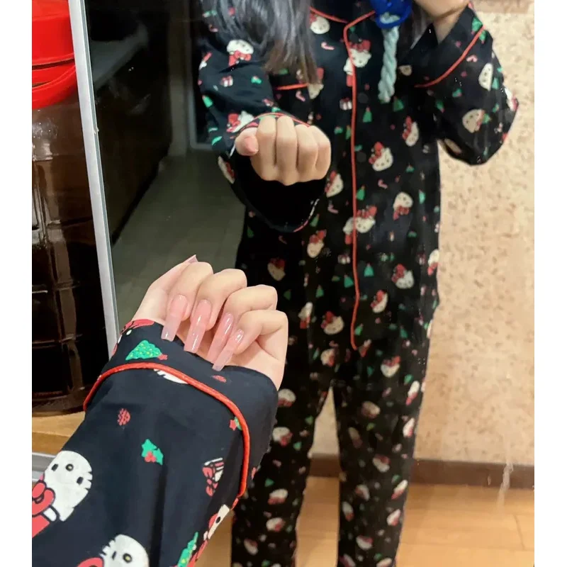 2 unids/set Navidad Hello Kitty conjunto de pijama Anime lindo mujer ropa de hogar pijamas casuales de dibujos animados pareja ropa de dormir ropa de descanso