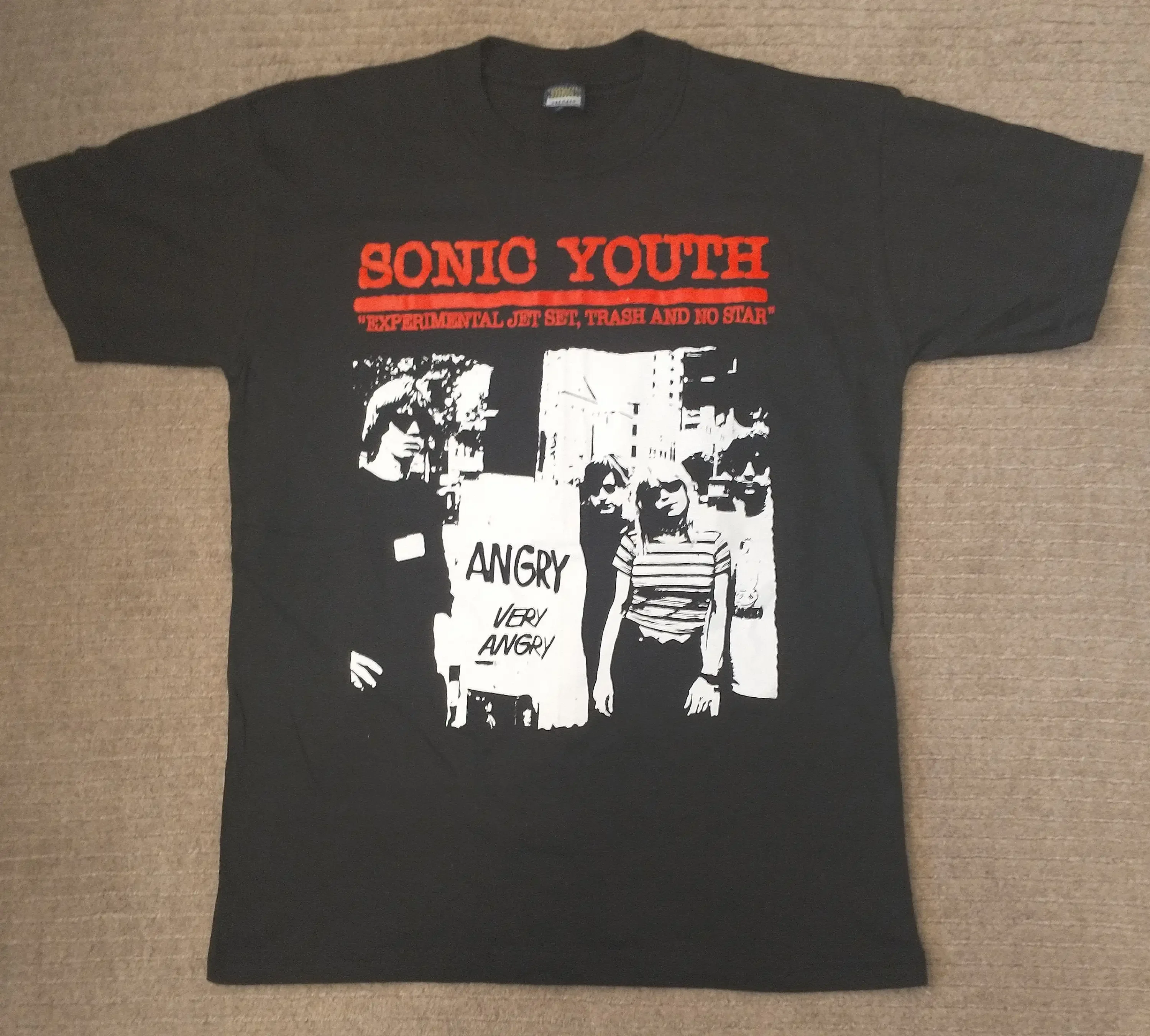 Soniicc Youth T-Shirt Experimental Jet Set Trash And No Star. 2004 Bootleg. Angry Very Angry