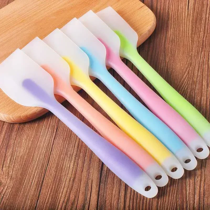 

Silicone Baking Pastry Scraper Spatula Non-Stick Cake Scraper Cream Butter Spatula Heat-Resistant Kitchen Baking Pastry Tools