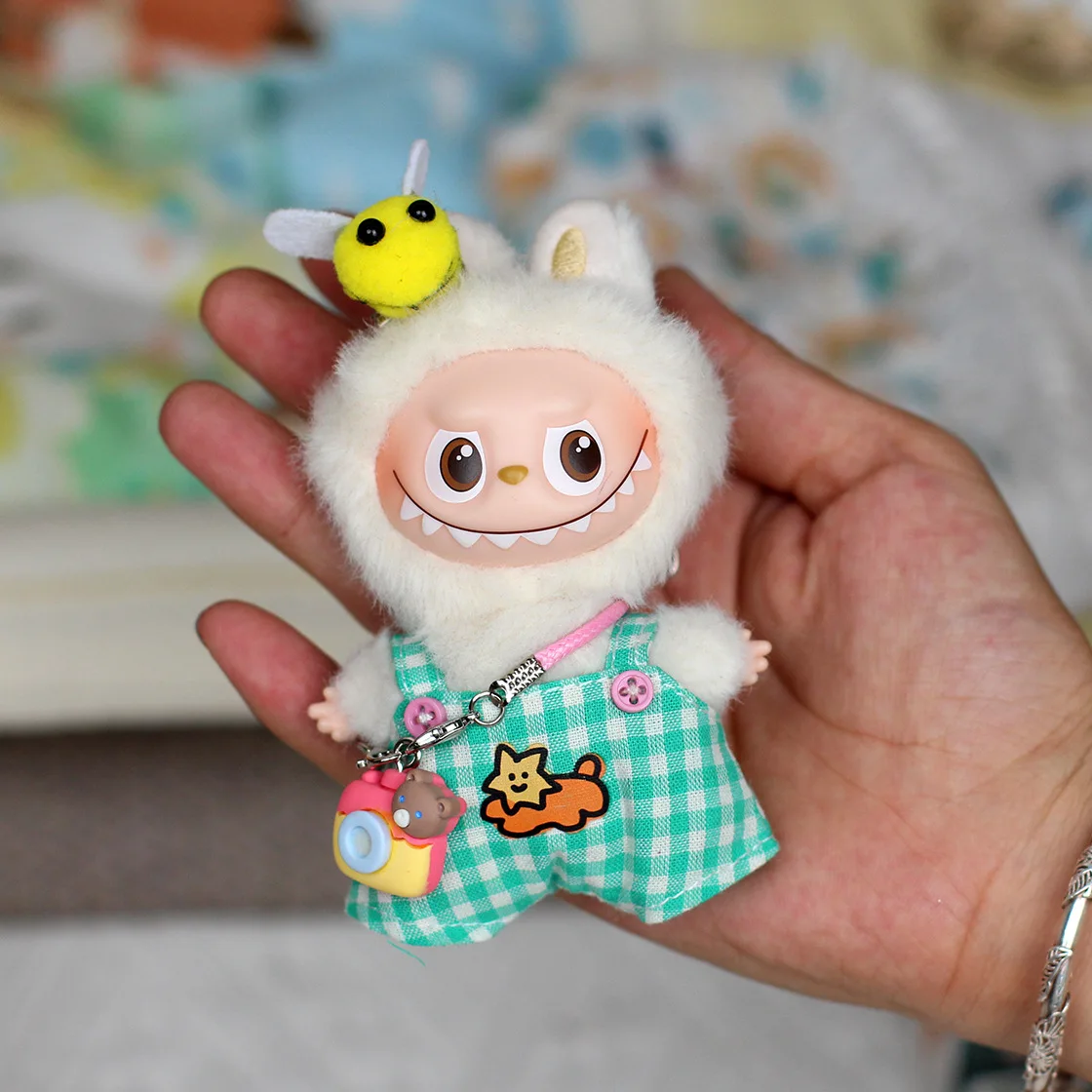 Ubranka dla Labubu 4.0, przypinka The Monsters z serii Love, kokarda, szalik, sukienka, akcesoria dla lalek 7-10 cm