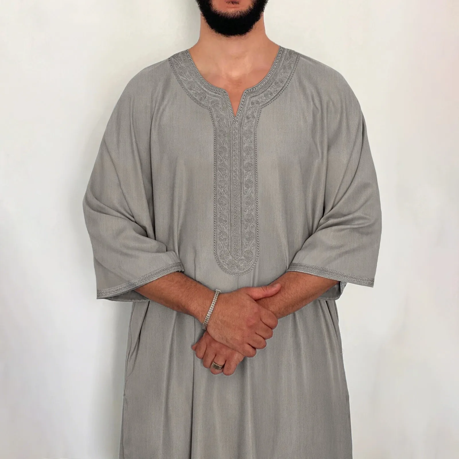 Ethnic Style T Shirts for Men Male Muslim Clothing Border Mid Sleeve Embroidered Robe National Workout Tops