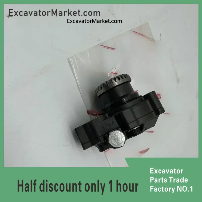 Excavator Accessories for Excavator Accessories Yangma 4TNV98 Diesel Pump Oil Pump