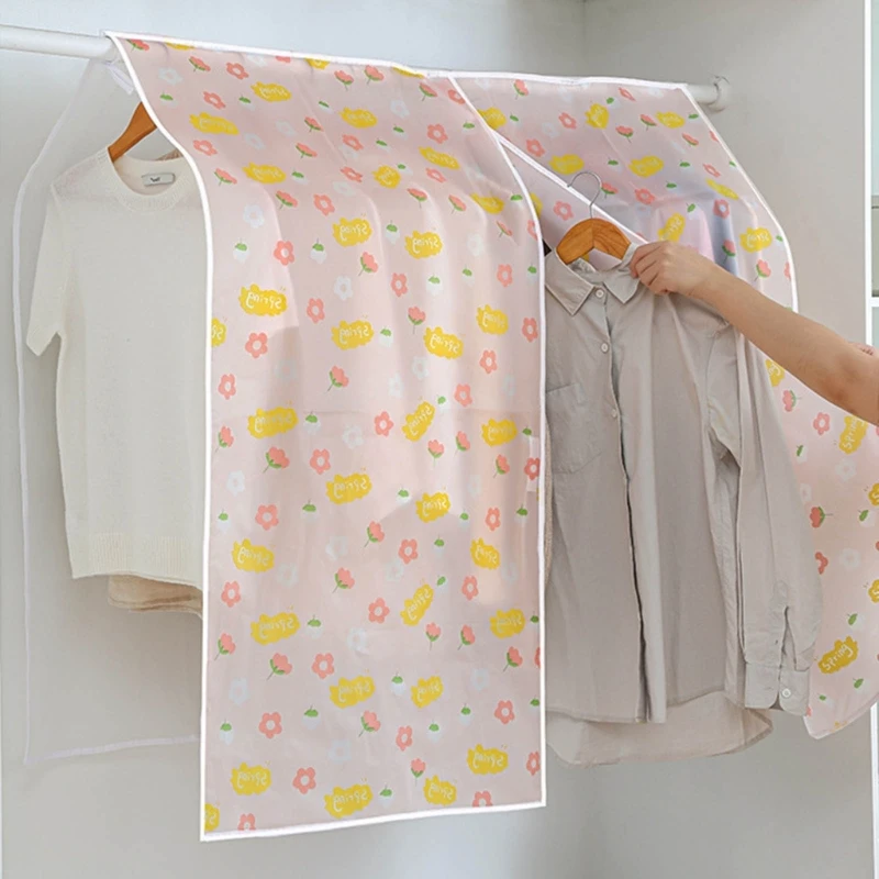 Couverture rack garde-robe transparente transpare