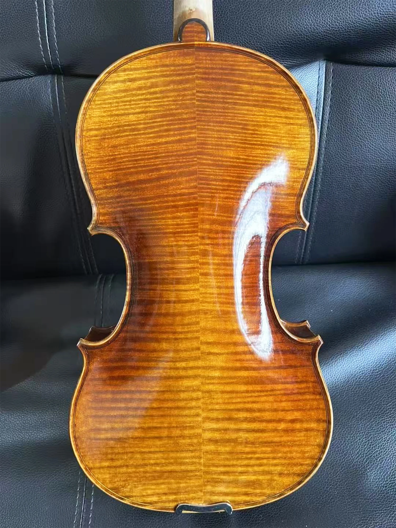 Professional Handmade 4/4 Full Size Violin, Flamed Maple Back, Ebony Fittings, Full Set with Case, Bow, Shoulder Rest