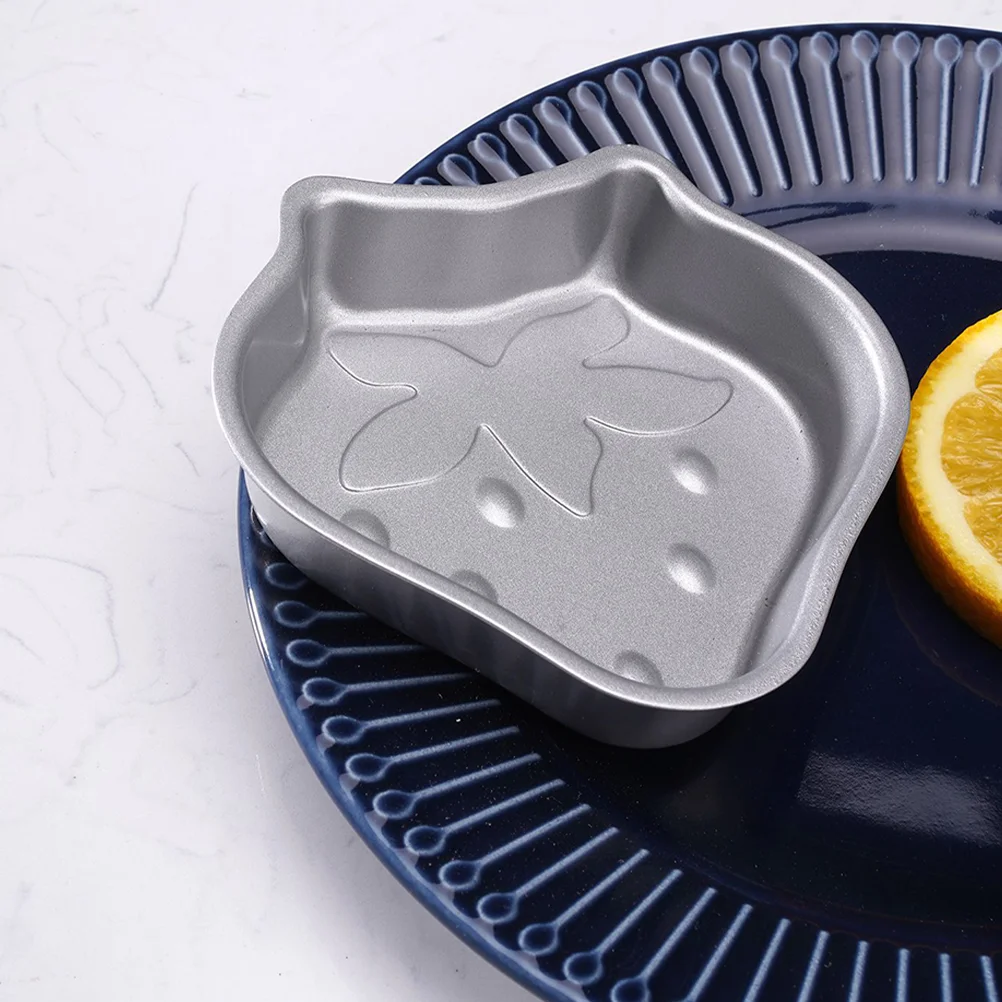 

4Pcs Non-Stick Baking Molds Carbon Steel Strawberry-Shaped Pudding Cups for Home Cake Flan Jelly Making Equipment