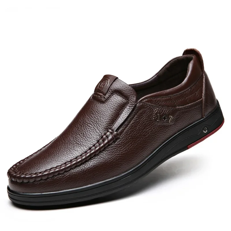 Sapatos masculinos de couro genuíno sapatos de couro formal para homens 2025 moda respirável sapatos casuais plus size 46 mocassins