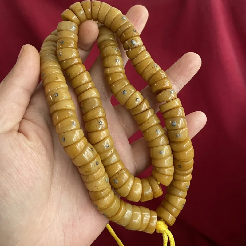 

Bone Large Intestine Handheld Inlaid Silver Nail Buddhist Bead Jewelry Accessories
