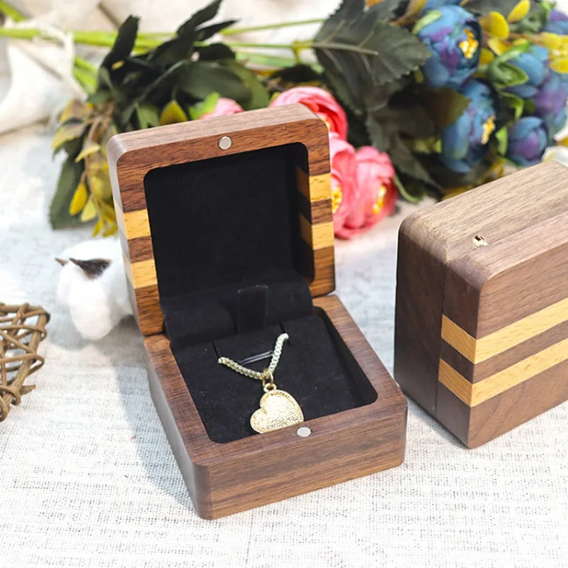 Black walnut pendant necklace box, jewelry packaging jewelry wooden box
