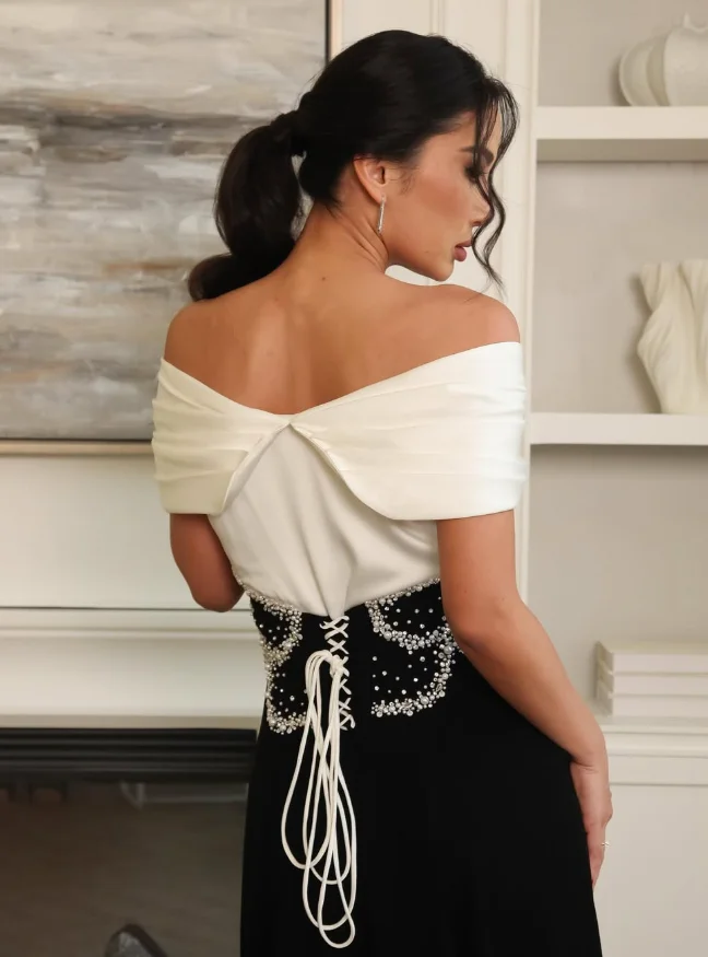 カスタマイズされた高品質ストラップレスビーズアンクル丈カラーコントラストジッパーオフショルダーノースリーブローブブランシュマリアージュ女性用