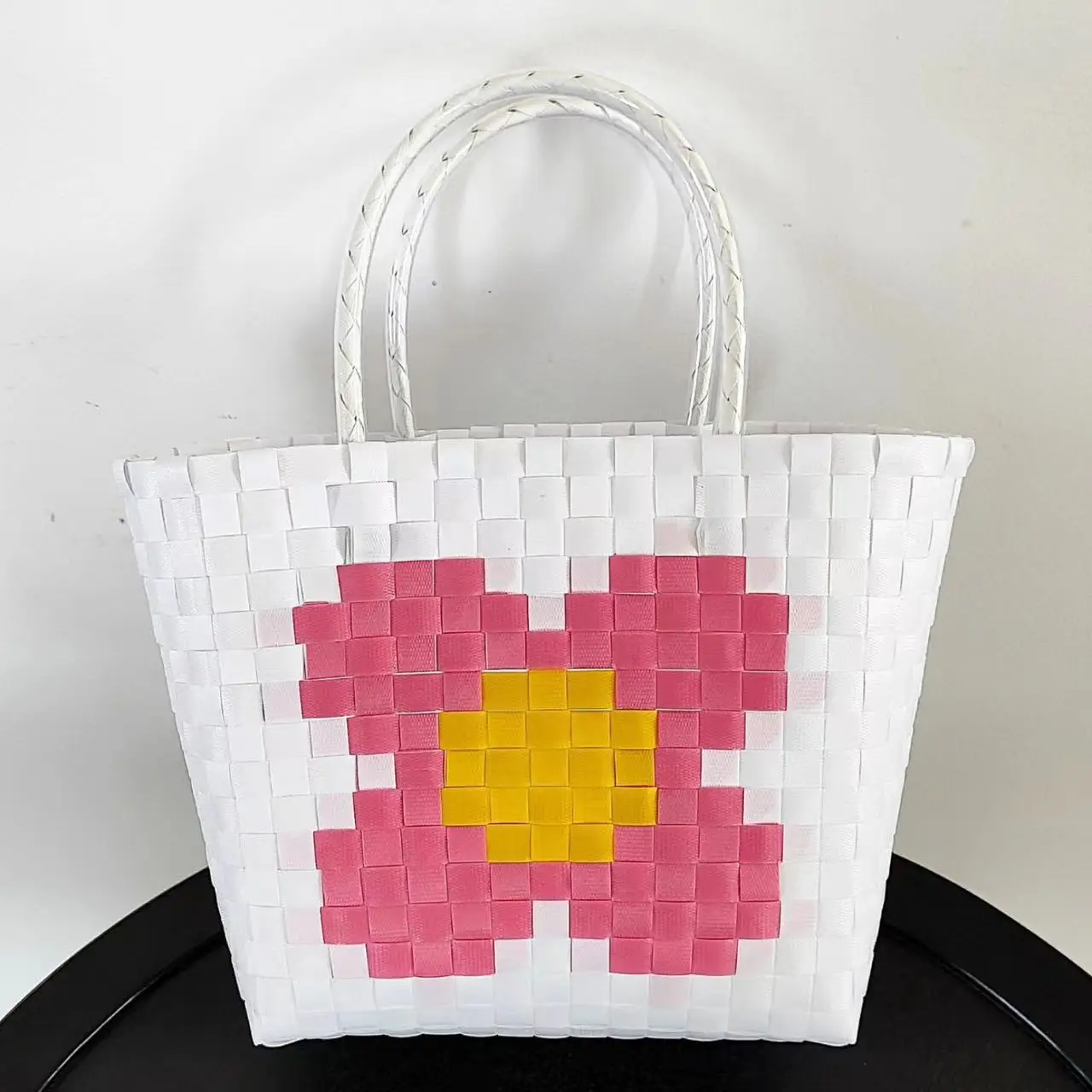 2024 Cute Heart Plastic Woven Tote Bag Valentines Day Women Handmade Vegetable Basket Gift Boho Girl Shopping Camp Beach Handbag