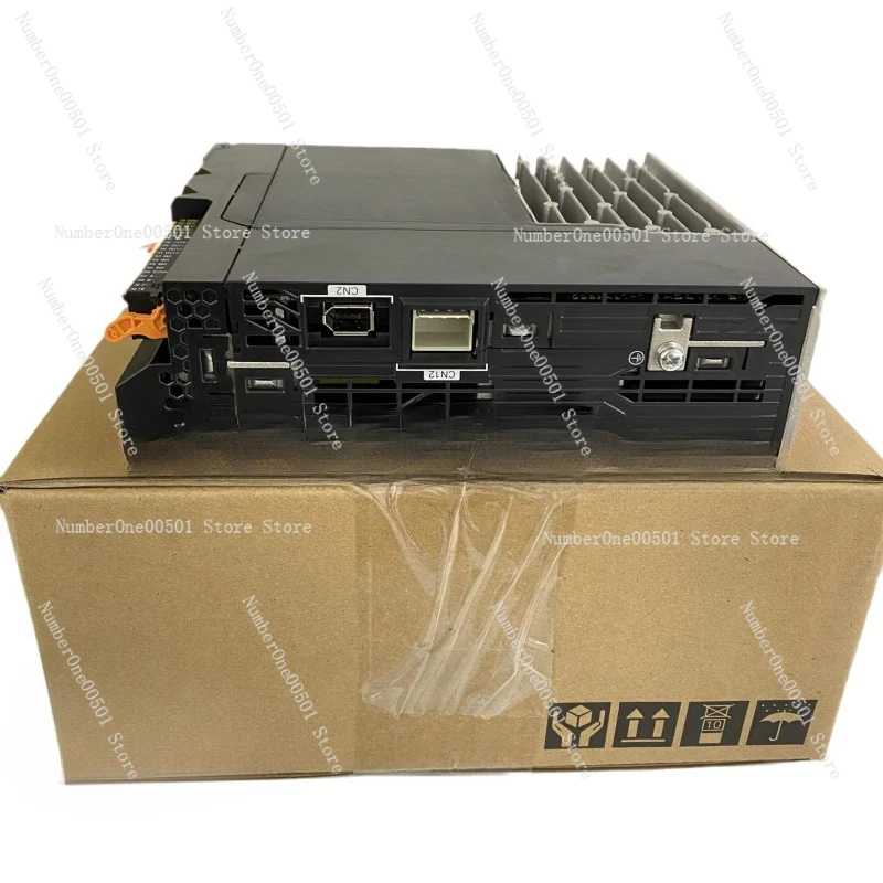 

Мотор R88D-1SN04H-ECT-03/06 1M40030T-S2 Усилитель 0,4 кВт