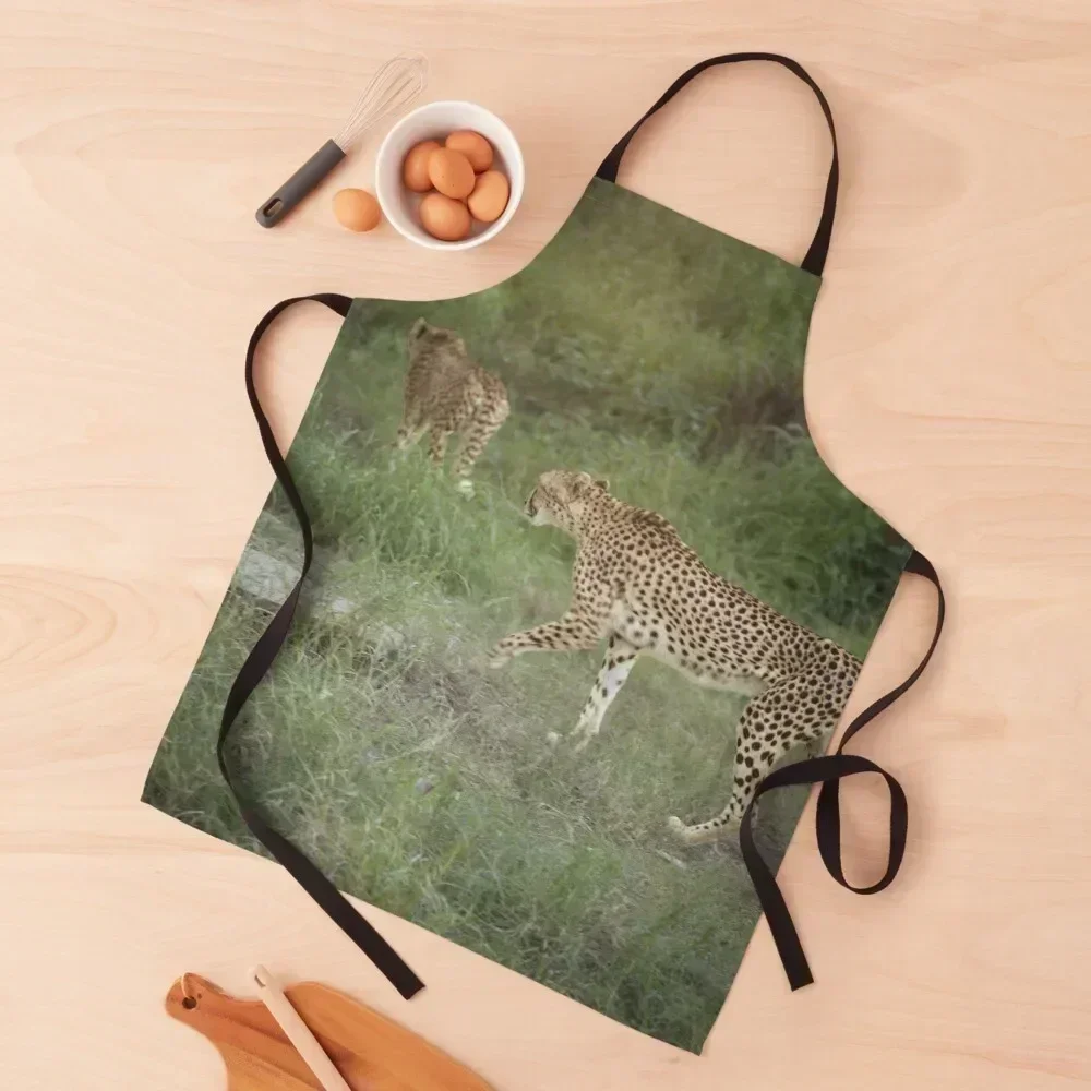 

2 Cheetahs Apron For Cosmetologist For Man Haircut Kitchenware Kitchen accessories Apron