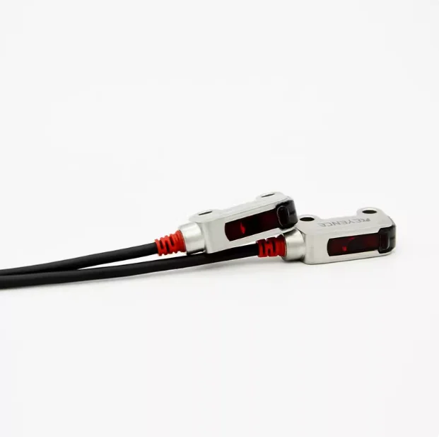 Original KEYENCE Photoelectric Sensor PR-M51N1 PR-M51N3 PR-F51N1 PR-F51N3 PR-FB15N1 PR-FB15N3 PR-MB30N1 PR-MB30N3