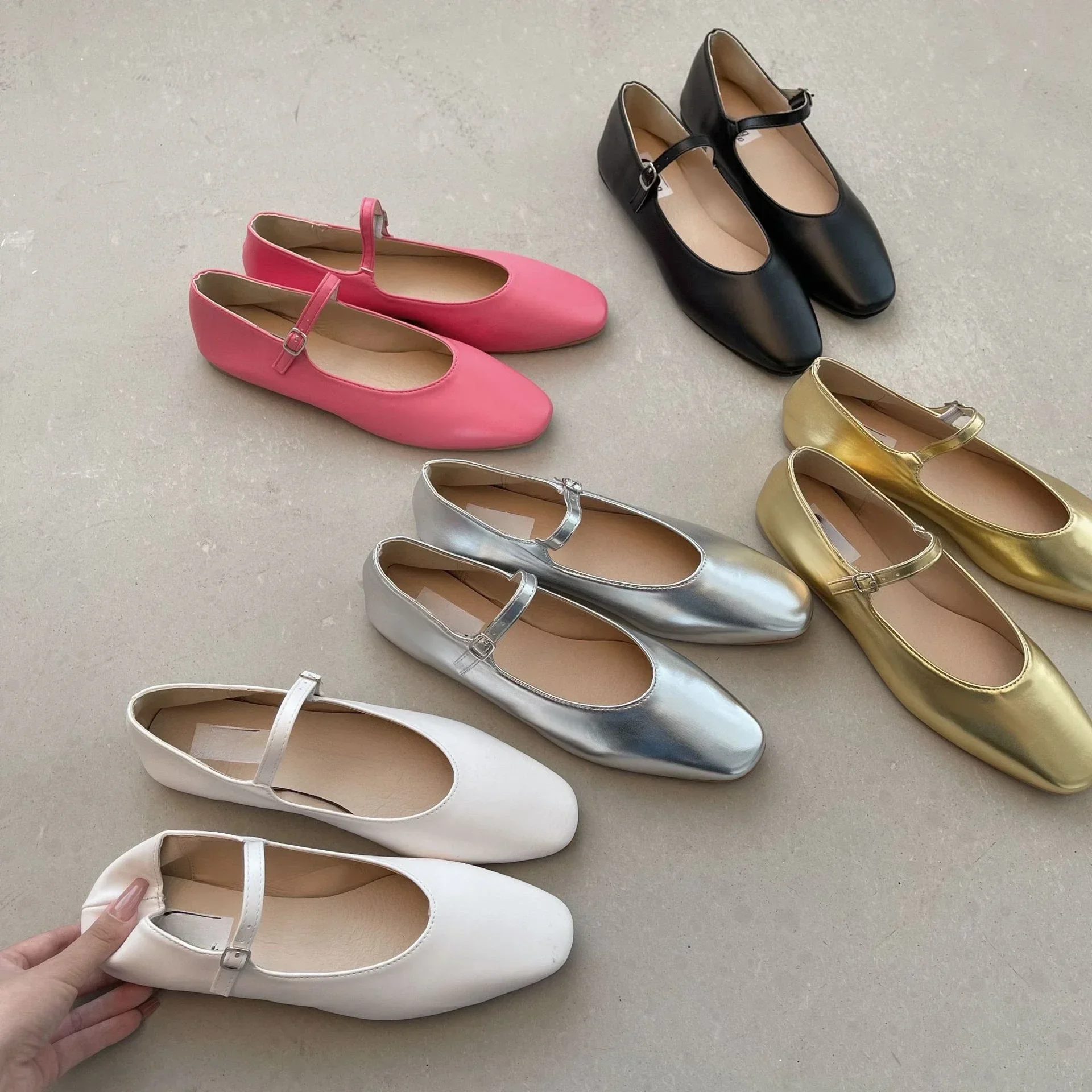 

Shoes Women Flats Leather Sneakers Retro Round Toe Simple Slip On Ballet Shoes Elegant Shallow Lightweight Zapatos De Mujer