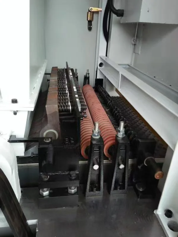 Máquina de madera de carga automática para carpintería, lijadora de tambor, lijadora de paneles de suelo de madera