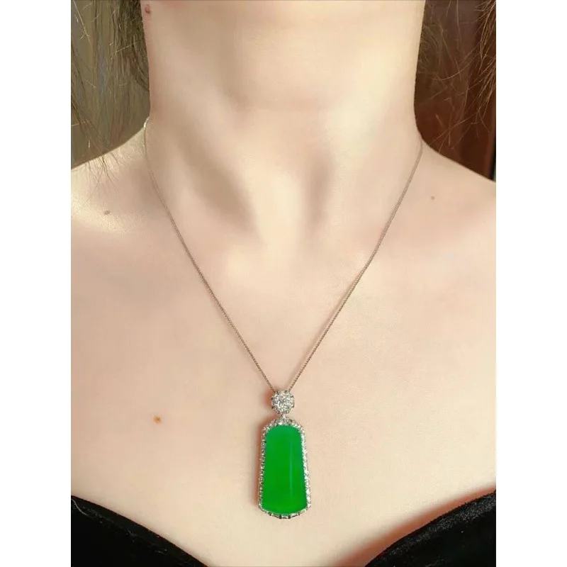 

Natural Emperor Green Ice Jade