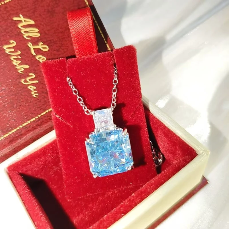 925 Sterling Silver Fashion Temperament Ice Flower Cut Crystal Zircon Square Perfume Bottle Pendant Necklace Birthday Gift