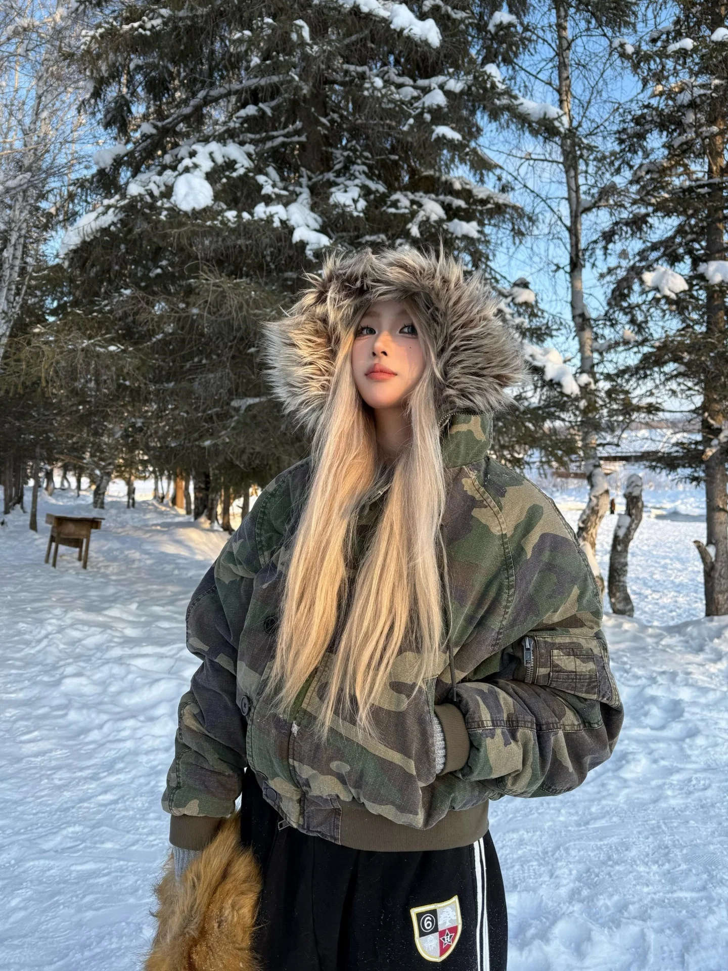 

Camouflage Short Cotton Jacket Unisex Winter Coat American Retro Workwear Style Zipper Closure Hooded Warmth Padded Couples
